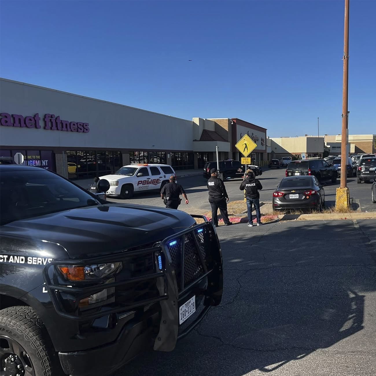 Reportan Tiroteo en Centro Comercial de Eagle Pass, Texas